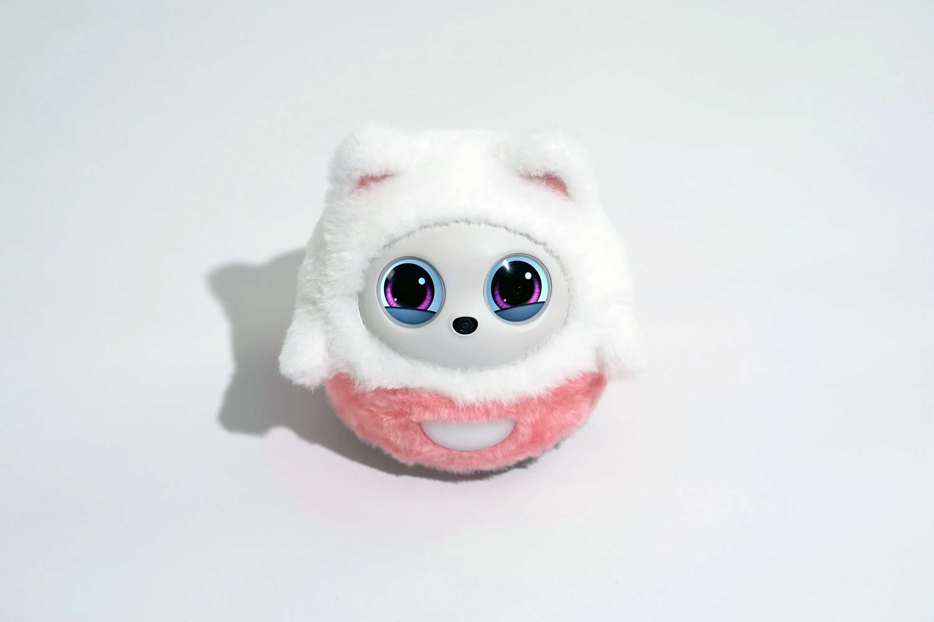 Pophie compared to other desktop robots in 2026